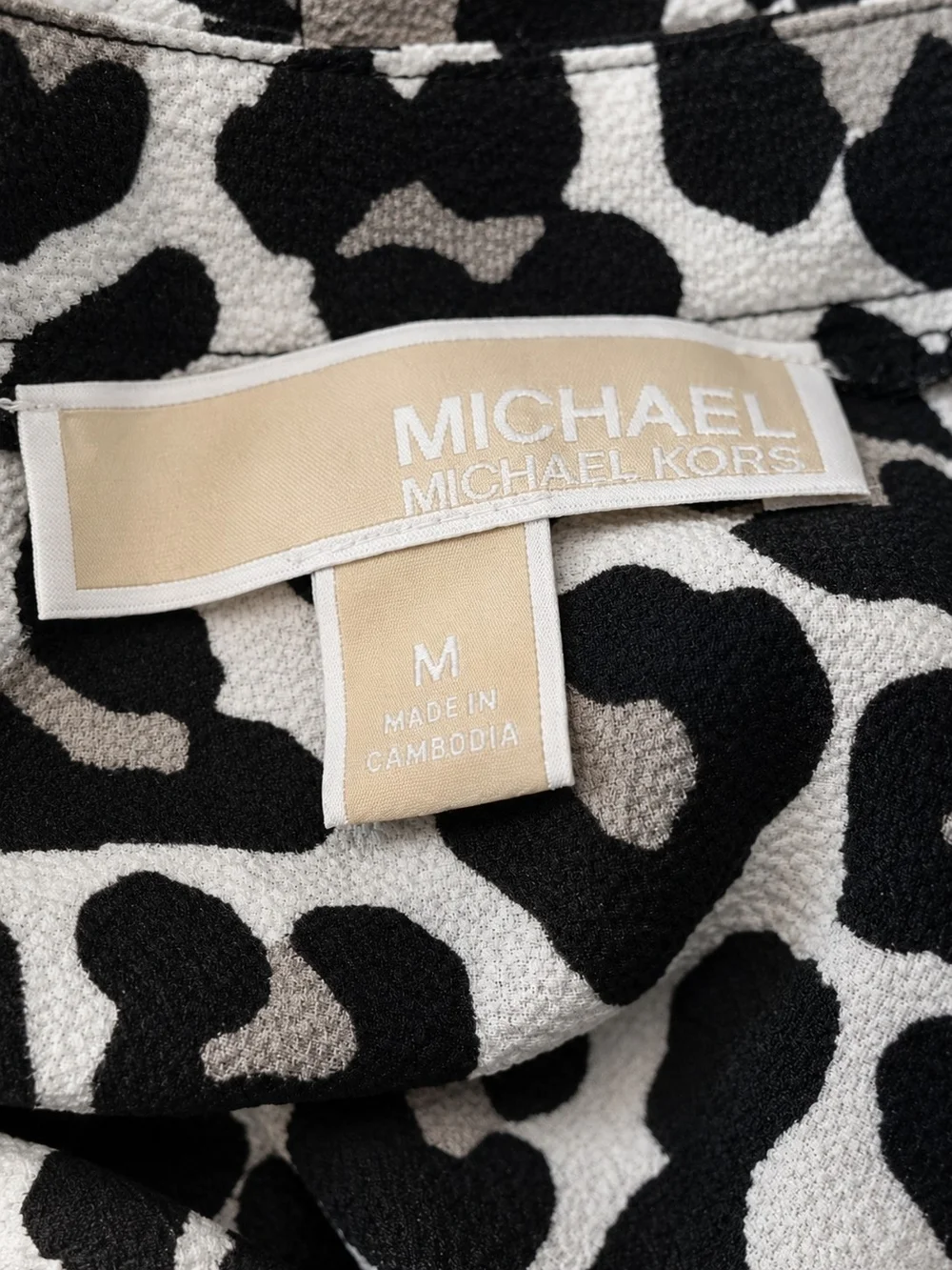 Michael Kors Women's Leopard Print Tie Sleeve Blouse Size Medium Black & White